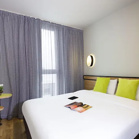 Hotel apartamentowy Adagio Access Saclay