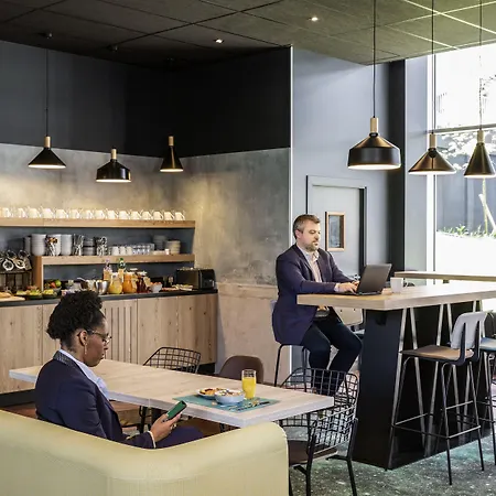 Adagio Access Saclay 公寓式酒店