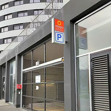 Adagio Access Saclay 3*